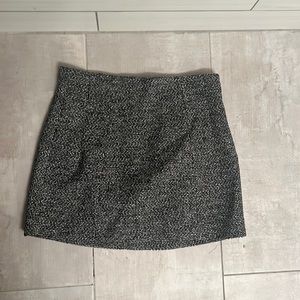 NWT black/white skirt